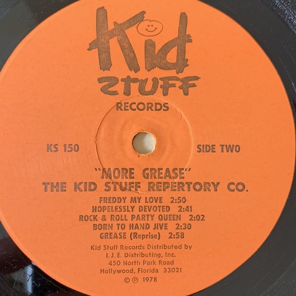 Set of 2 Vintage Vinyl Albums, Shake Your Booty & More Grease, Kid Stuff Records - Picture 16 of 16